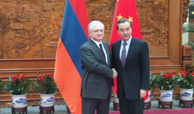 Meeting of Foreign Ministers of Armenia and China