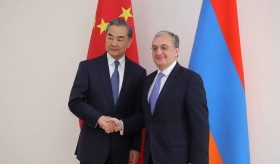Foreign Minister of Armenia Zohrab Mnatsakanyan met with Wang Yi, Foreign Minister of China